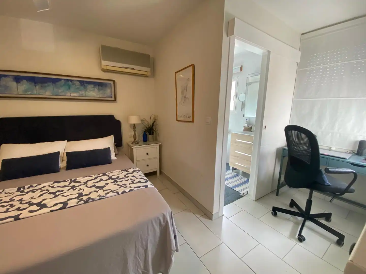 Habitación de Casa adosada en venta en San Pedro del Pinatar con Aire acondicionado, Calefacción y Jardín privado