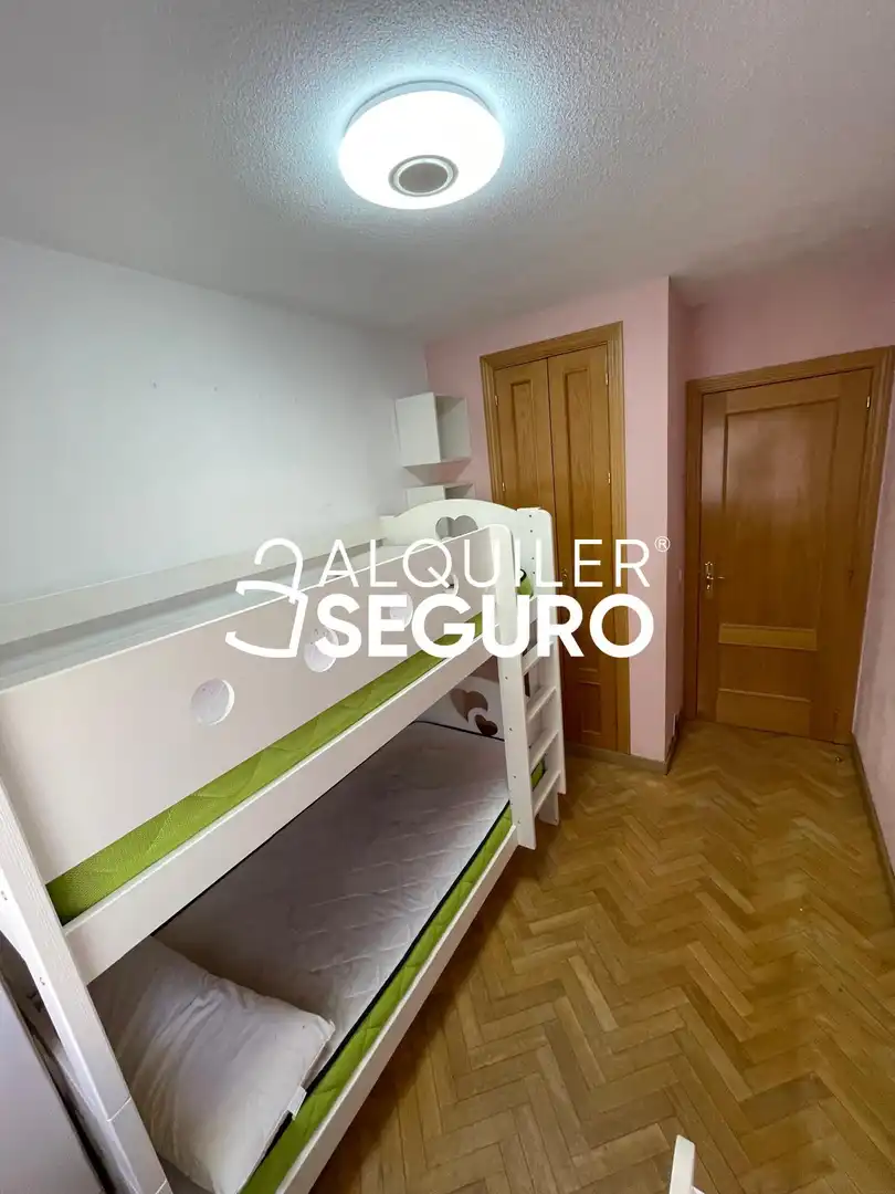 Habitación de Piso de alquiler en Madrid con Aire acondicionado, Calefacción y Terraza