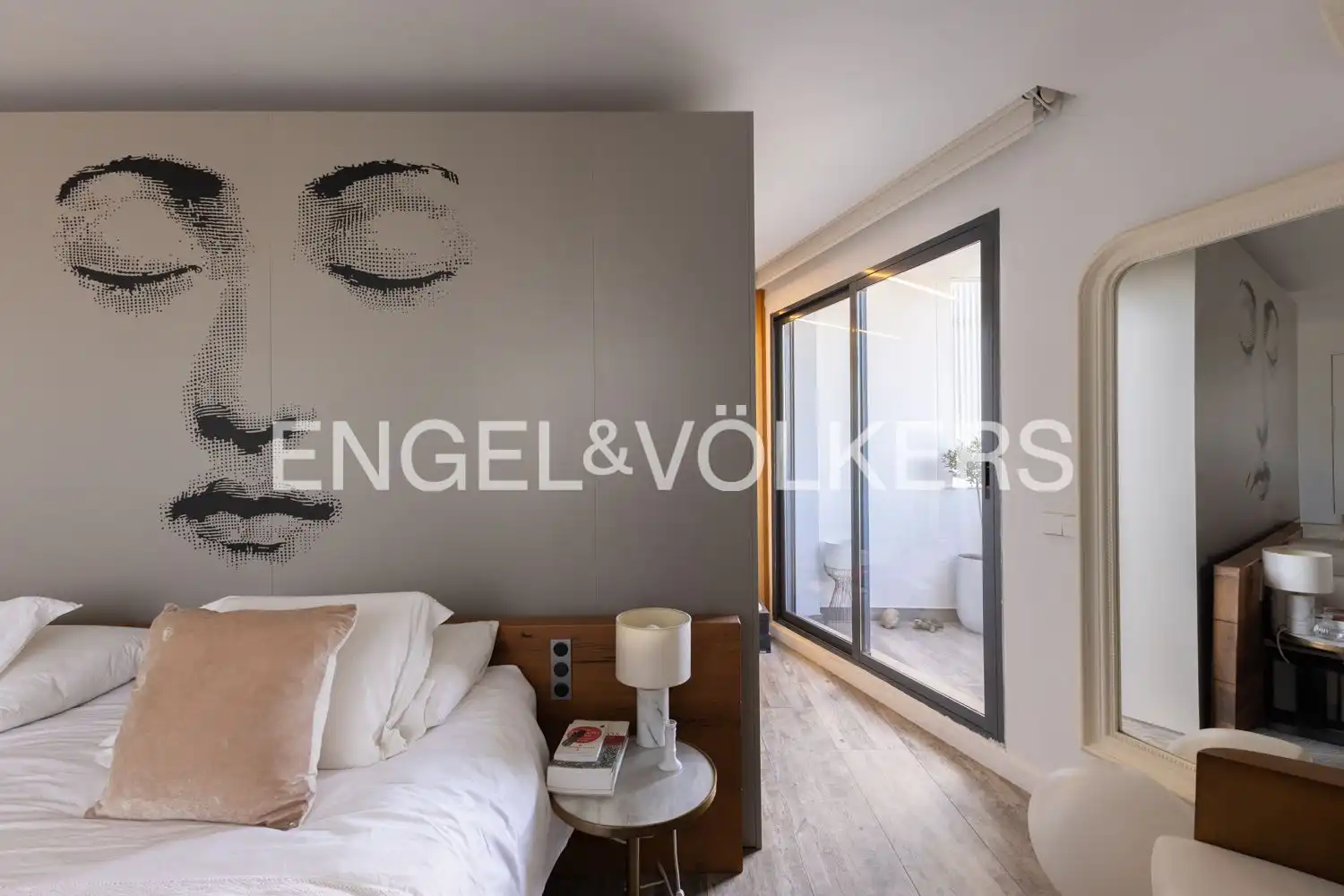 Habitación de Dúplex en venta en Campanar