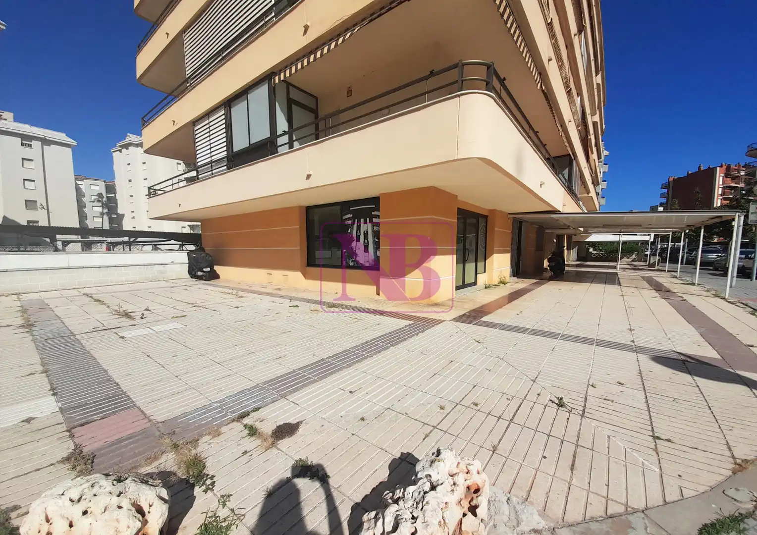 Business premises for sale in Carrer d'Enrico Caruso, imagen 2