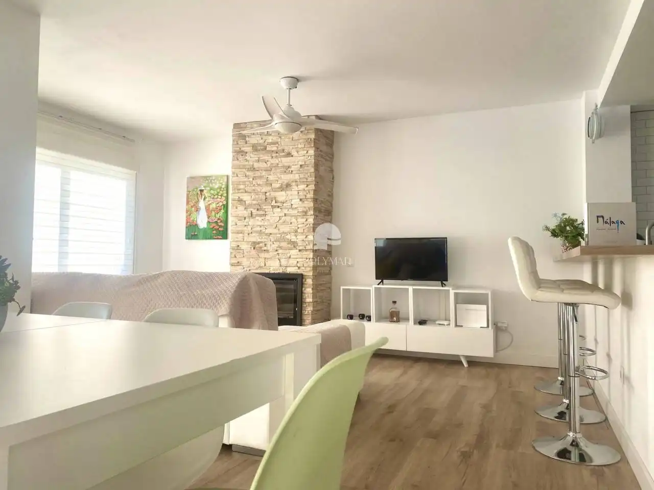 Wohnzimmer von Einfamilien-Reihenhaus zur Miete in Vélez-Málaga mit Klimaanlage, Terrasse und Möbliert