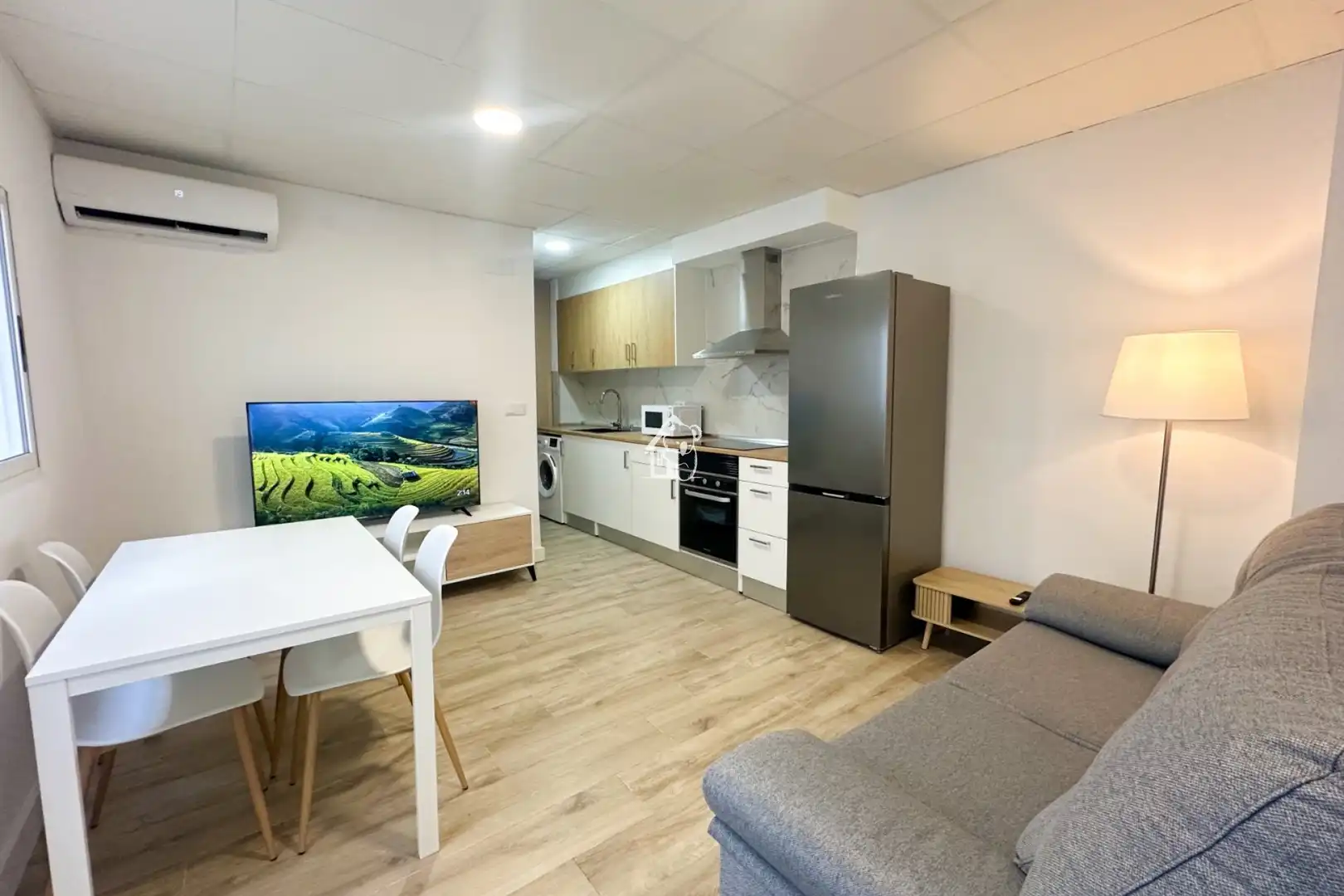 Sala d'estar de Planta baixa de lloguer en Orihuela amb Aire condicionat, Terrassa i Moblat