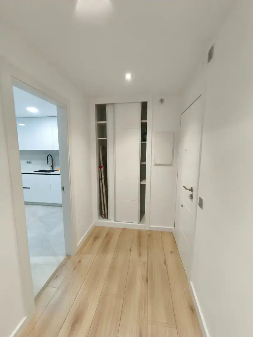 Piso de alquiler en Ames con Calefacción, Parquet y Amueblado