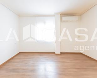 Flat for sale in  Valencia Capital