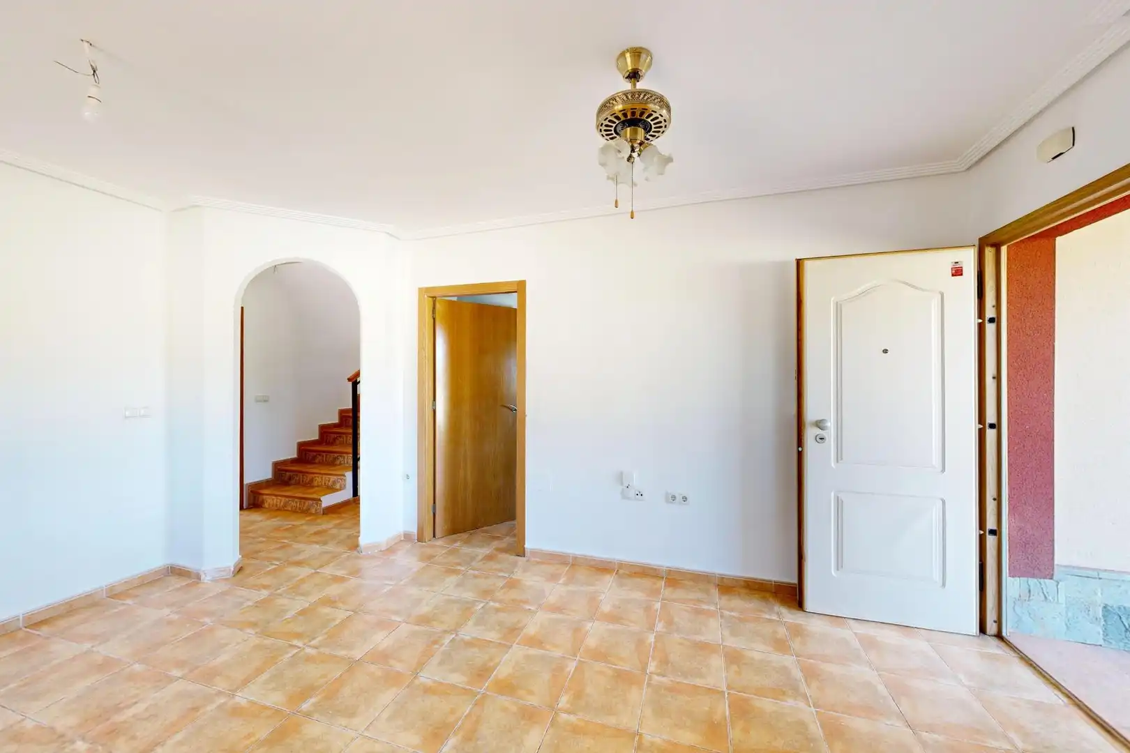 Casa adosada en venta en Cartagena con Terraza, Trastero y Balcón