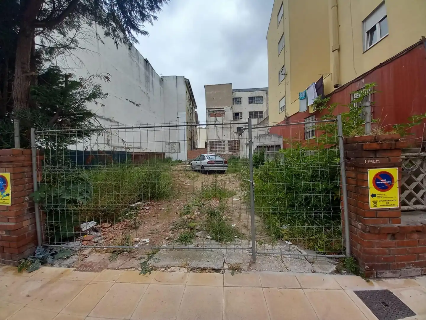 Terrenys i solars en venda a Calle Calderón de la Barca