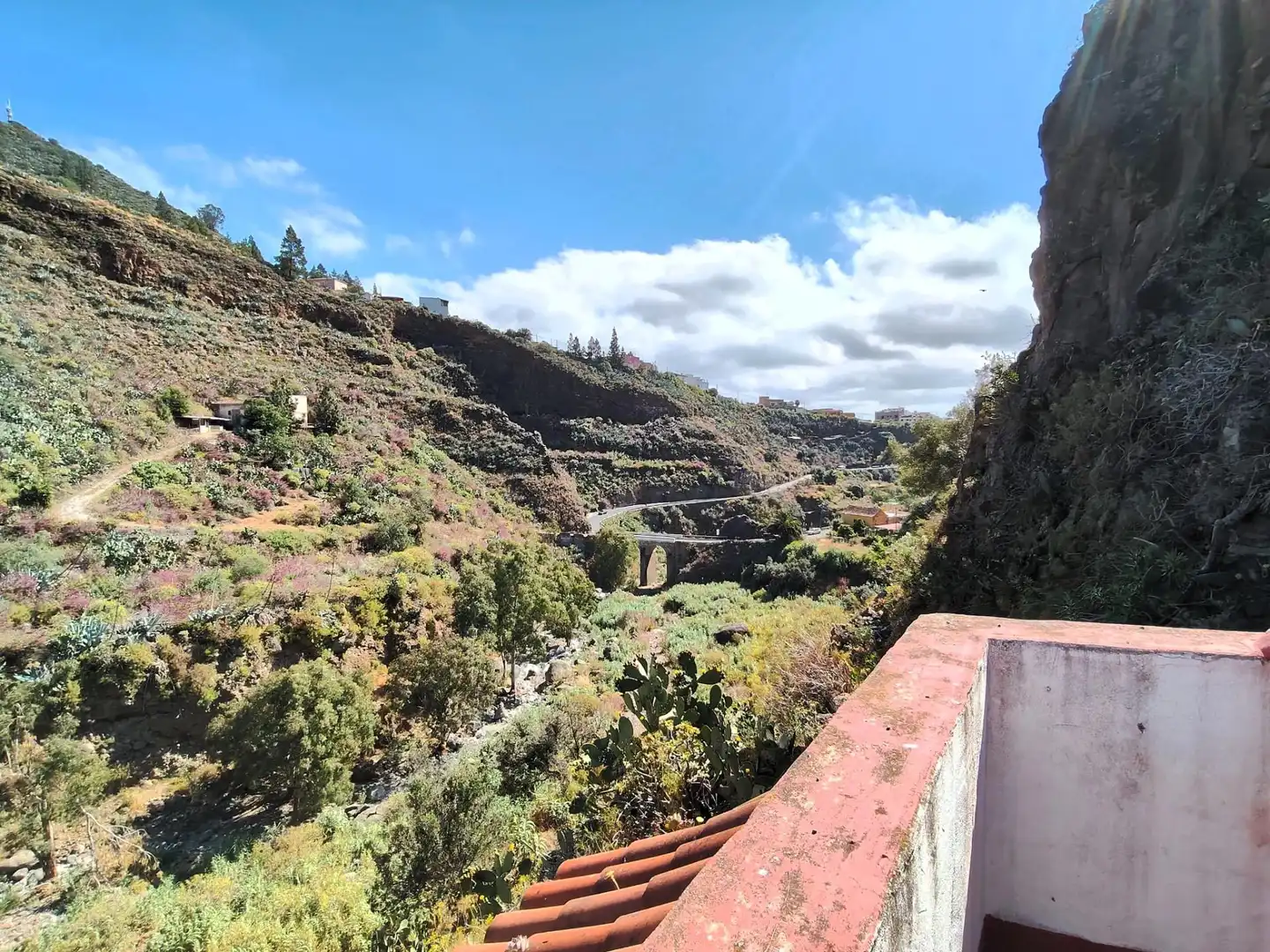 Vista exterior de Casa o xalet en venda en Valsequillo de Gran Canaria amb Jardí privat
