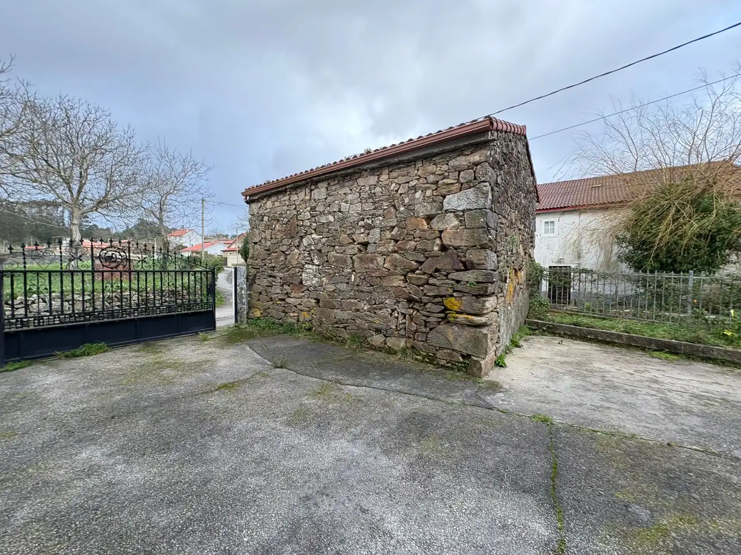 Vista exterior de Casa o xalet en venda en Cabana de Bergantiños amb Balcó
