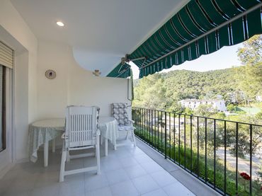 Apartament amb piscina en venda a Carrer de la Riera