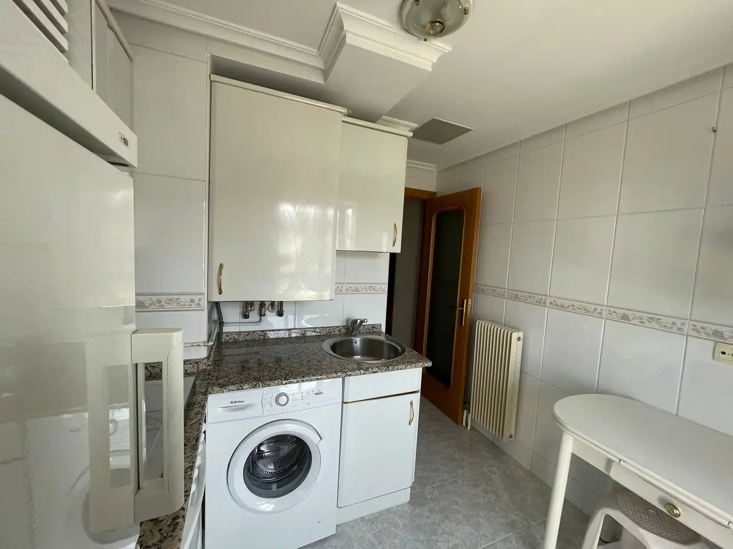 Wohnung zur Miete in Calle Victoria Balfe, Illera