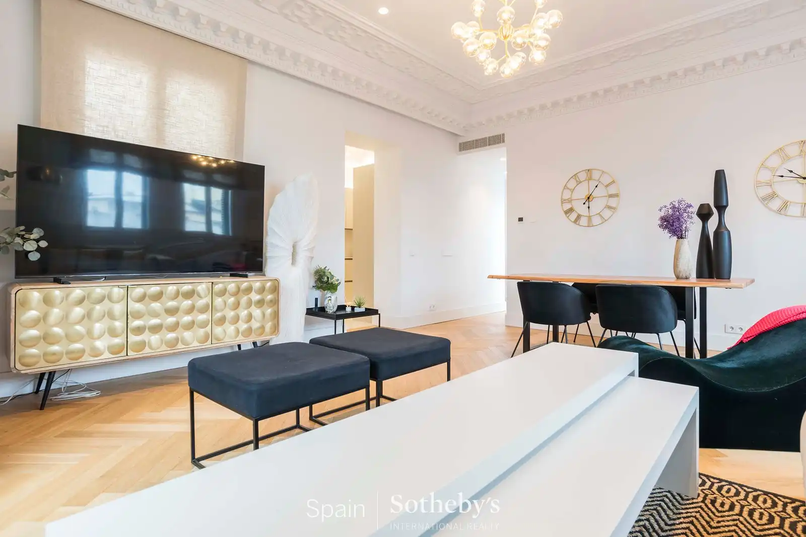 Sala d'estar de Àtic de lloguer en Madrid amb Aire condicionat, Calefacció i Terrassa
