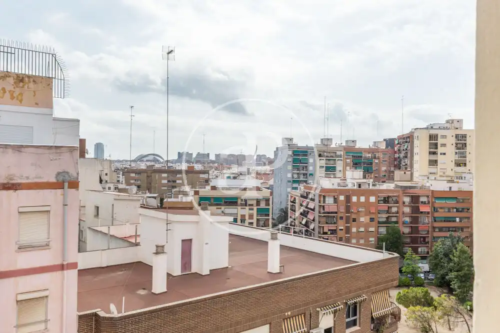 Vista exterior de Àtic de lloguer en Valencia amb Aire condicionat, Calefacció i Terrassa