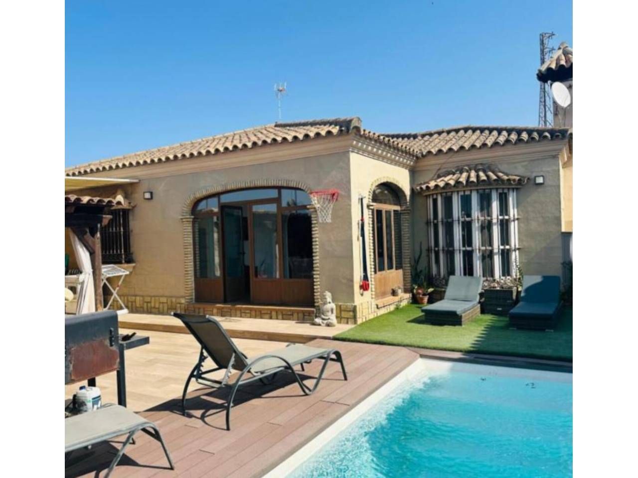 Jardín de Casa o chalet en venta en Chiclana de la Frontera con Aire acondicionado, Jardín privado y Terraza