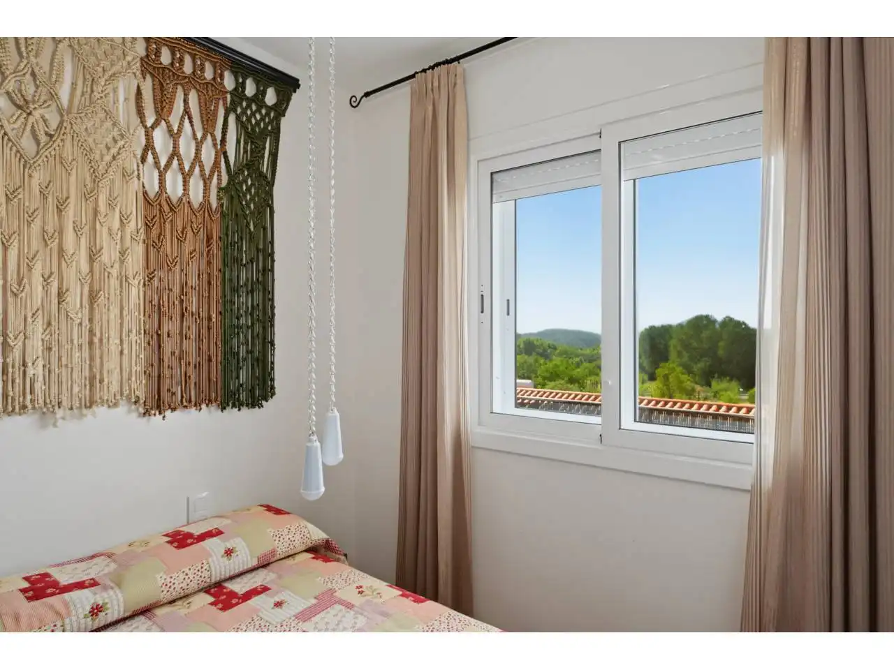 Habitación de Piso en venta en Maçanet de Cabrenys con Calefacción, Terraza y Balcón