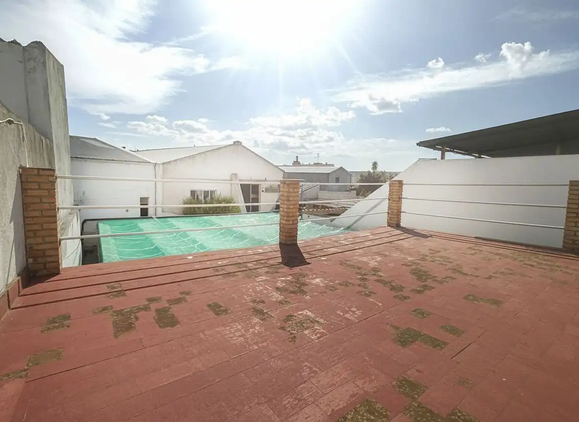 Casa con terraza en venta en Guareña