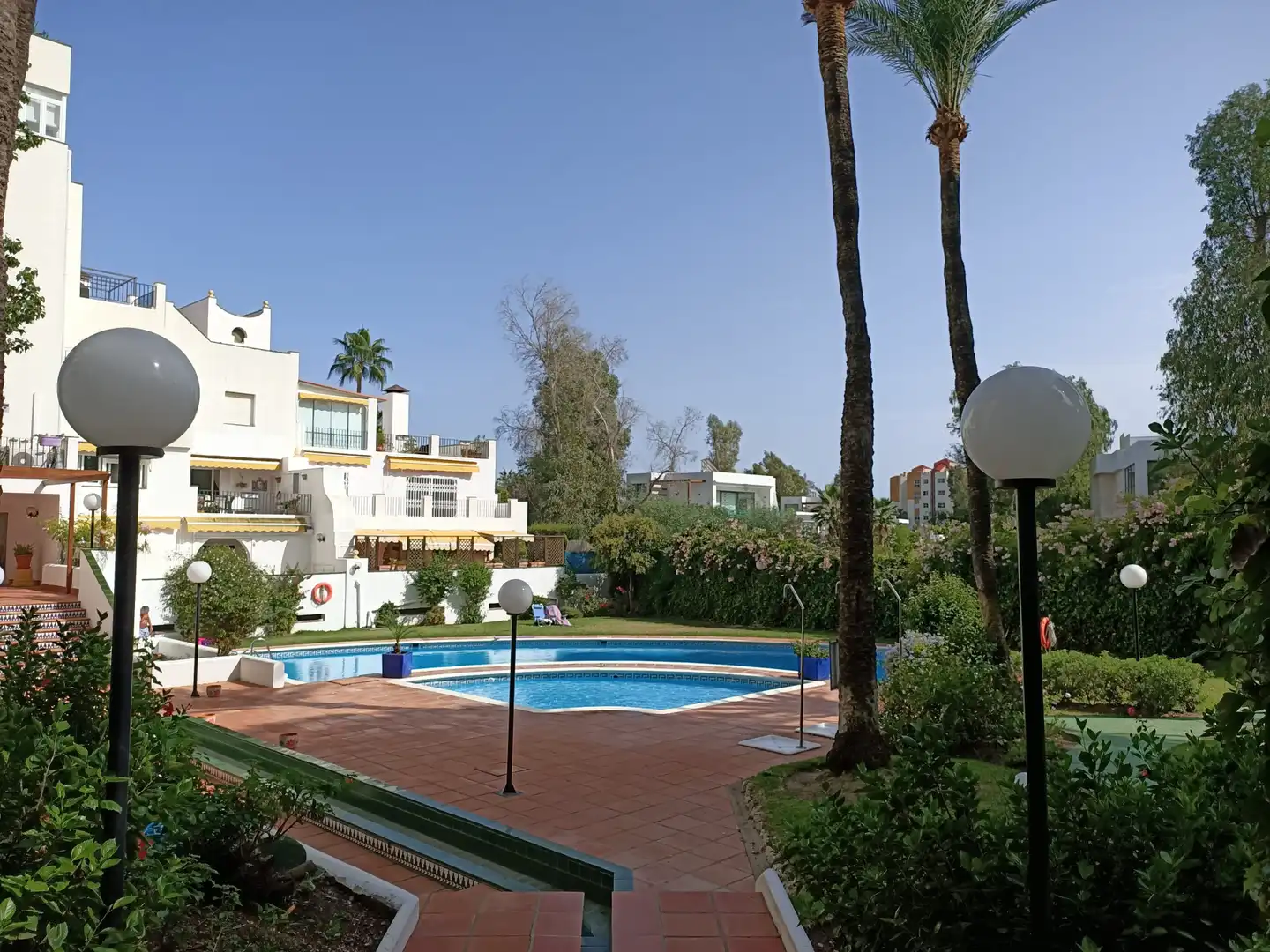 Swimming pool of Ground floor for sale in Estepona  with Terrace, Swimming Pool and Community pool