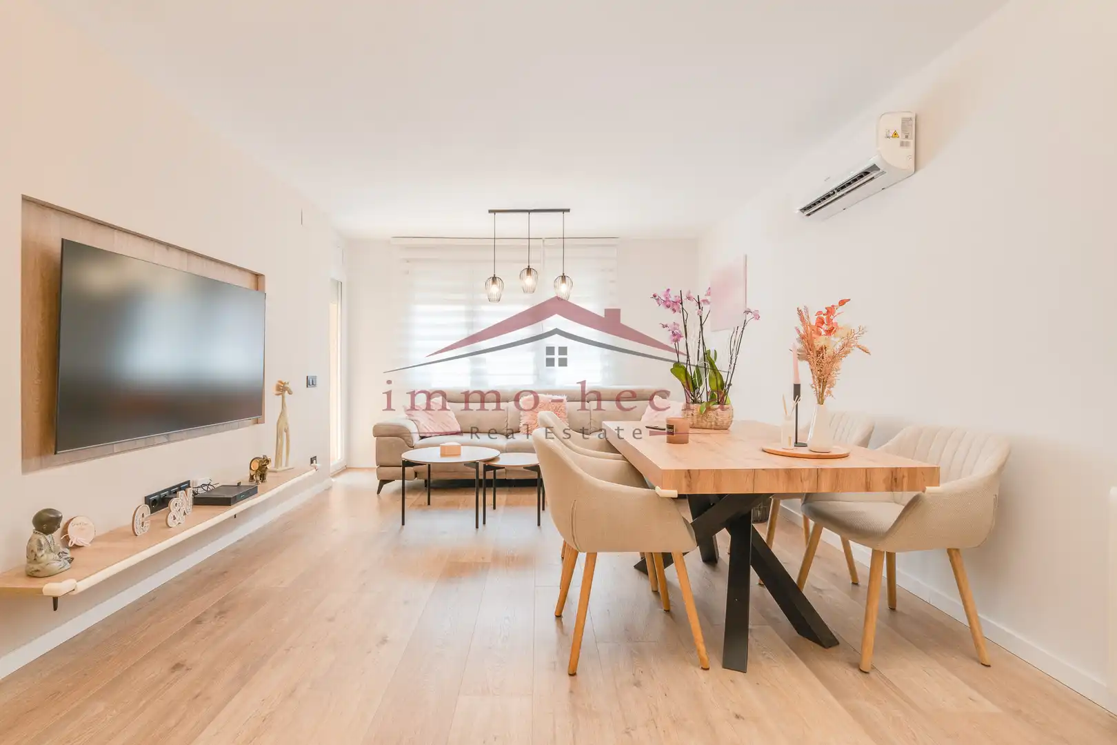 Wohnzimmer von Wohnung zum Verkauf in Santa Margarida de Montbui mit Heizung und Balkon