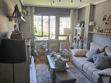 Piso con ascensor en venta en Calle Daniel Moyano