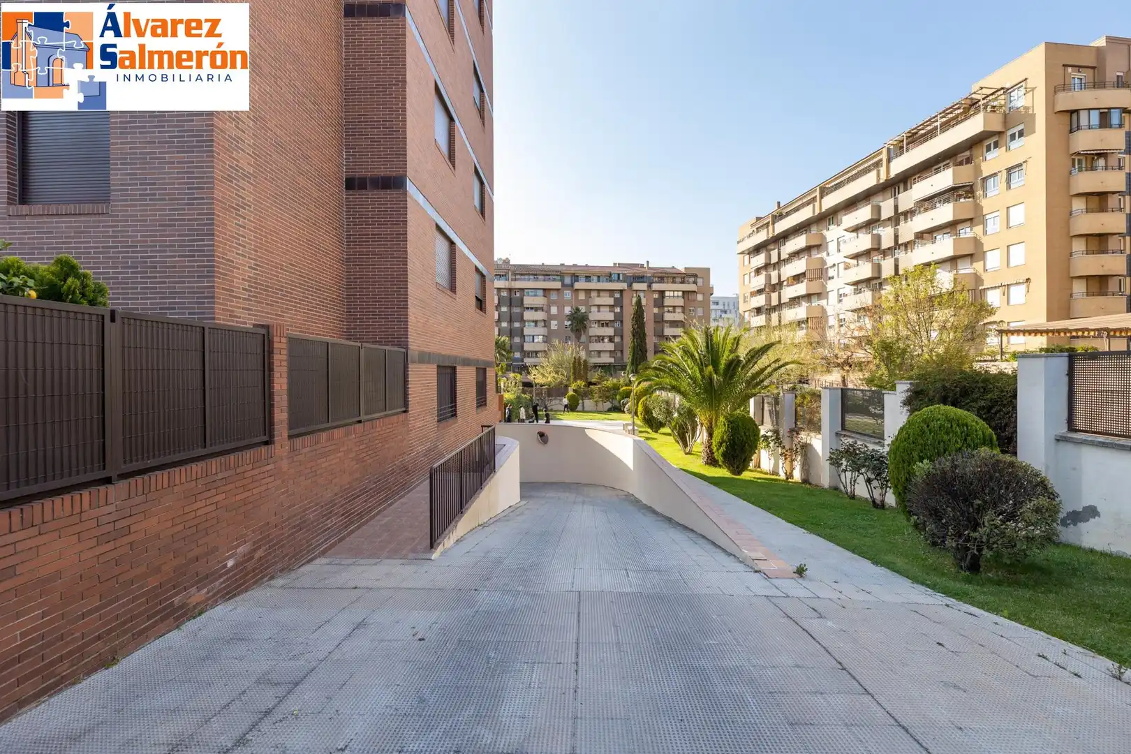 Wohnung zum Verkauf in Calle Calle Mecina-Bombarón, Rosaleda - Juventud