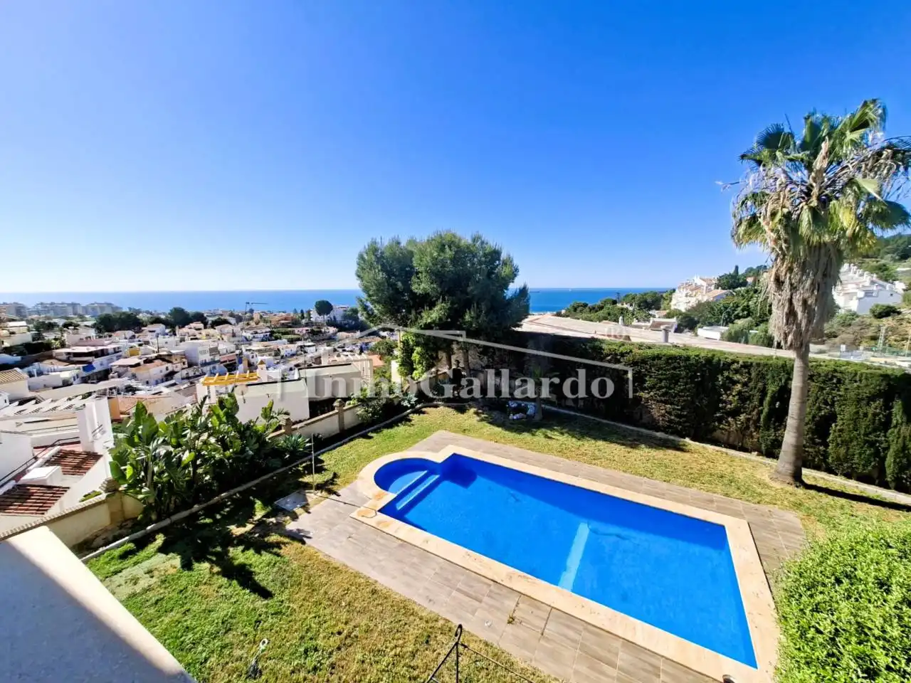Jardí de Casa o xalet en venda en Málaga amb Aire condicionat, Jardí privat i Parquet