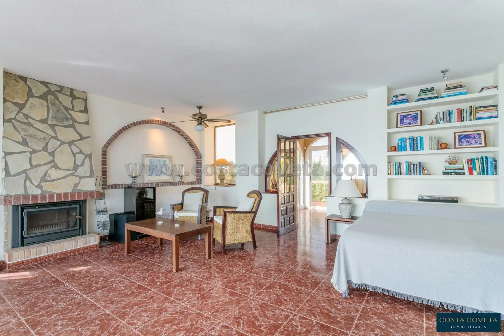 Living room of Houses for sale in El Campello  with Air Conditioner, Private garden and Terrace
