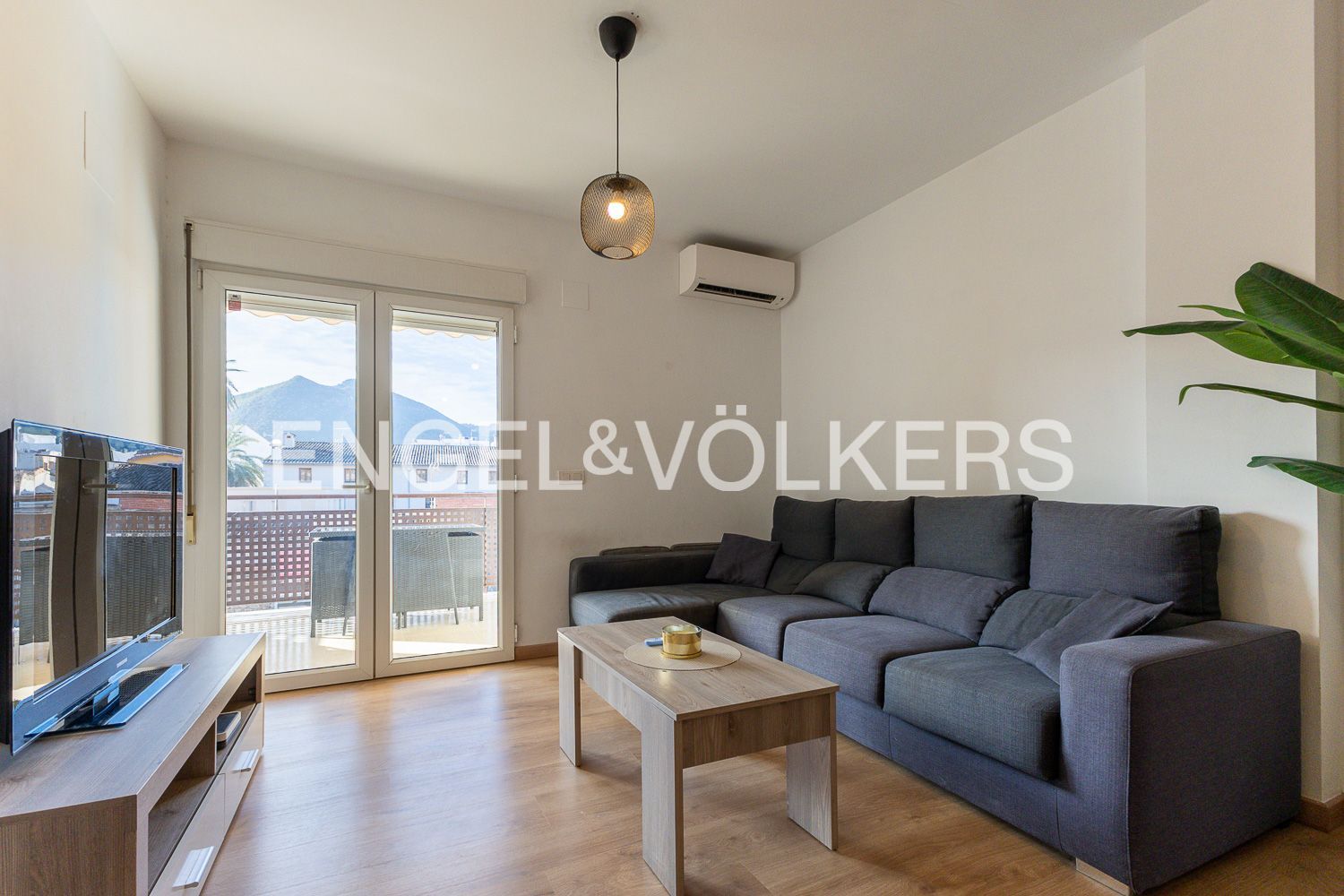 Living room of Flat for sale in Xaló  with Air Conditioner, Heating and Terrace