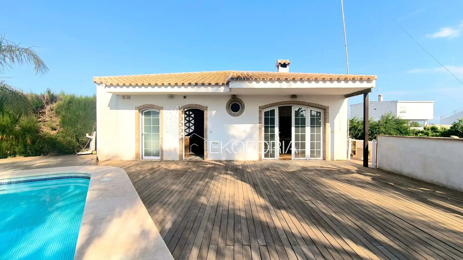 Vista exterior de Casa o chalet en venta en Bétera con Aire acondicionado, Calefacción y Piscina