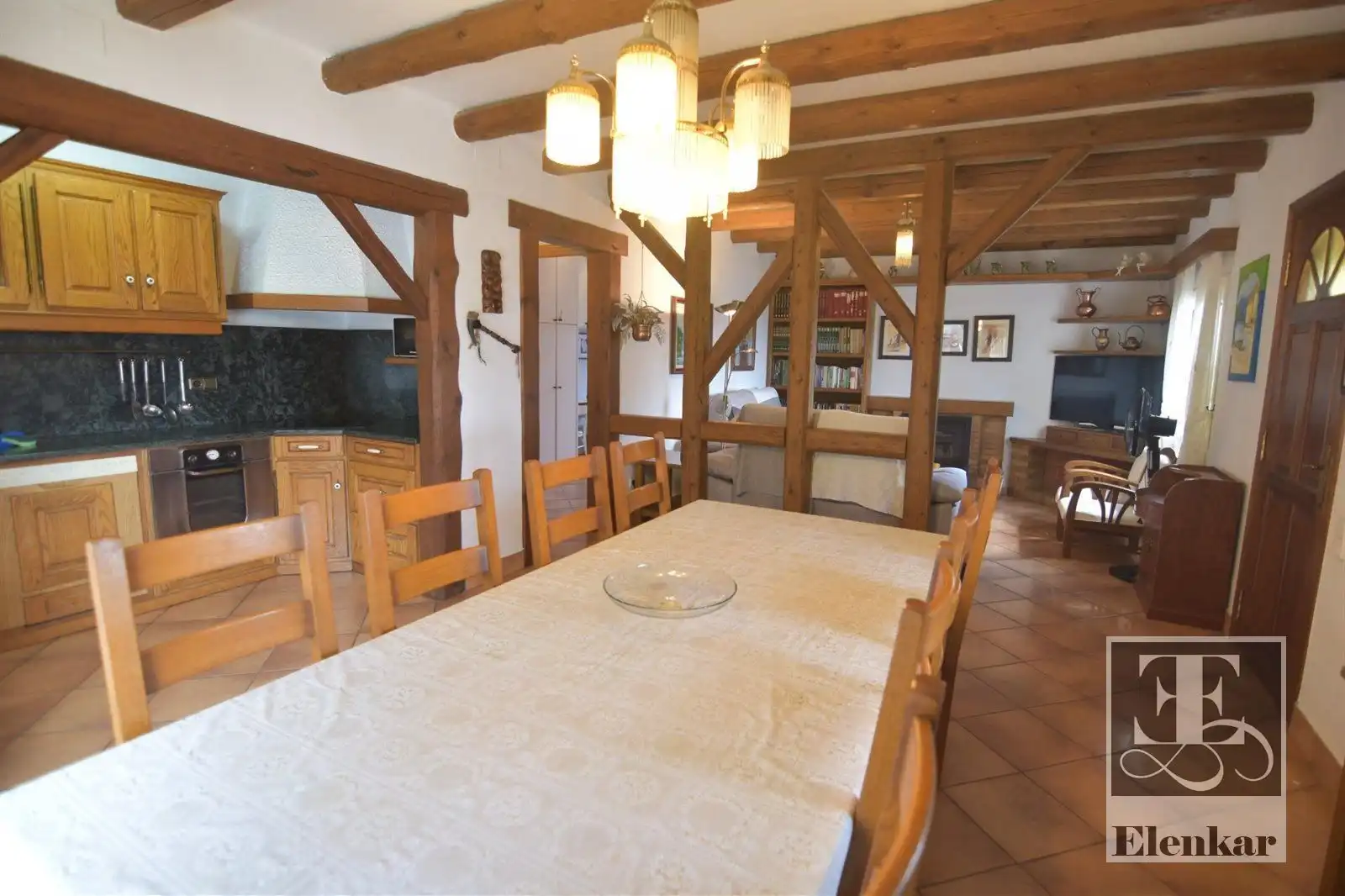 House with pool for sale in JUAN RAMON JIMENEZ