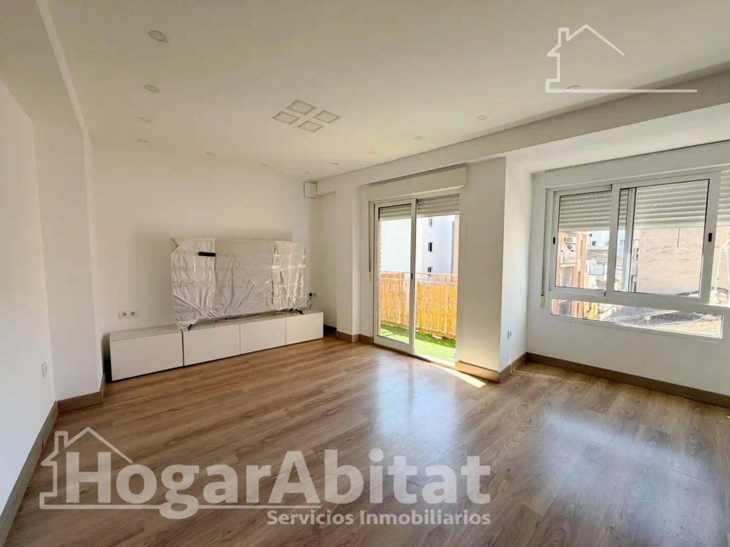 Flat with terrace for sale in Calle COMPOS. MATILDE SALVADOR, imagen 11