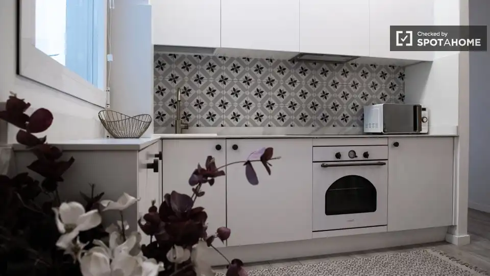 Flat for rent in Gaztambide