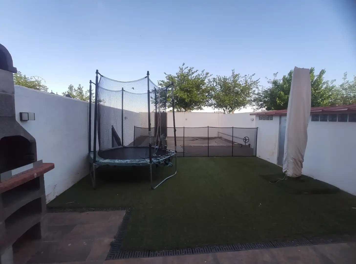 Garden of Houses for sale in Ugena  with Air Conditioner, Heating and Private garden