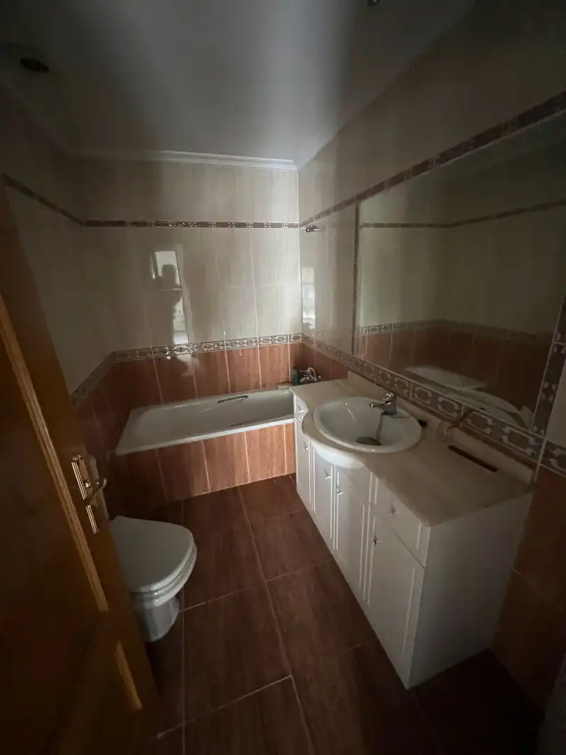 Bathroom of Flat for sale in San Bartolomé de Pinares  with Heating and Terrace