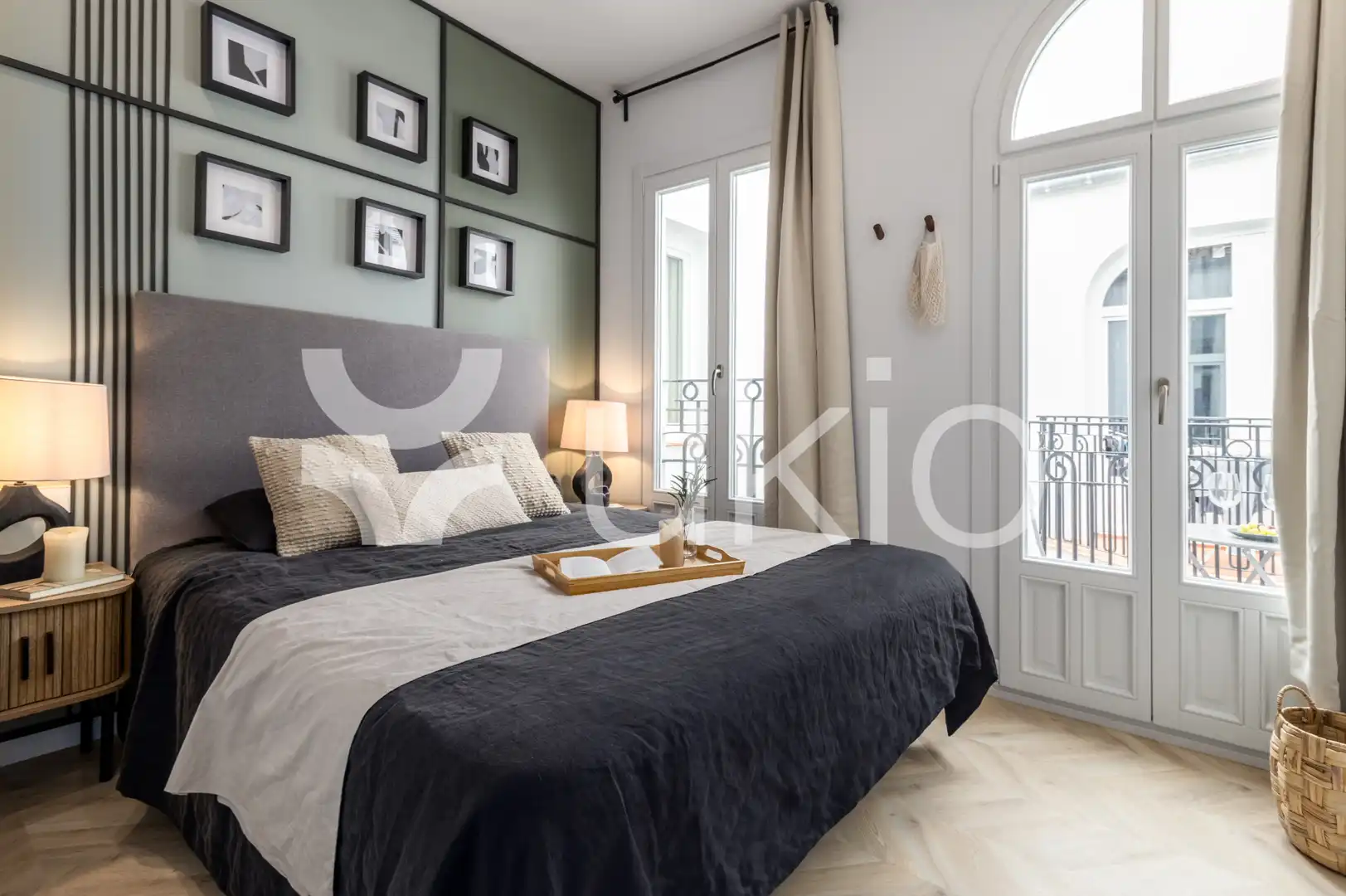 Schlafzimmer von Wohnungen zur Miete in Madrid mit Klimaanlage, Heizung und Terrasse