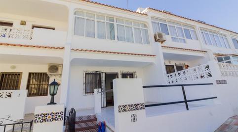 Foto 3 de Casa adosada en venda a Torreblanca, Torrevieja