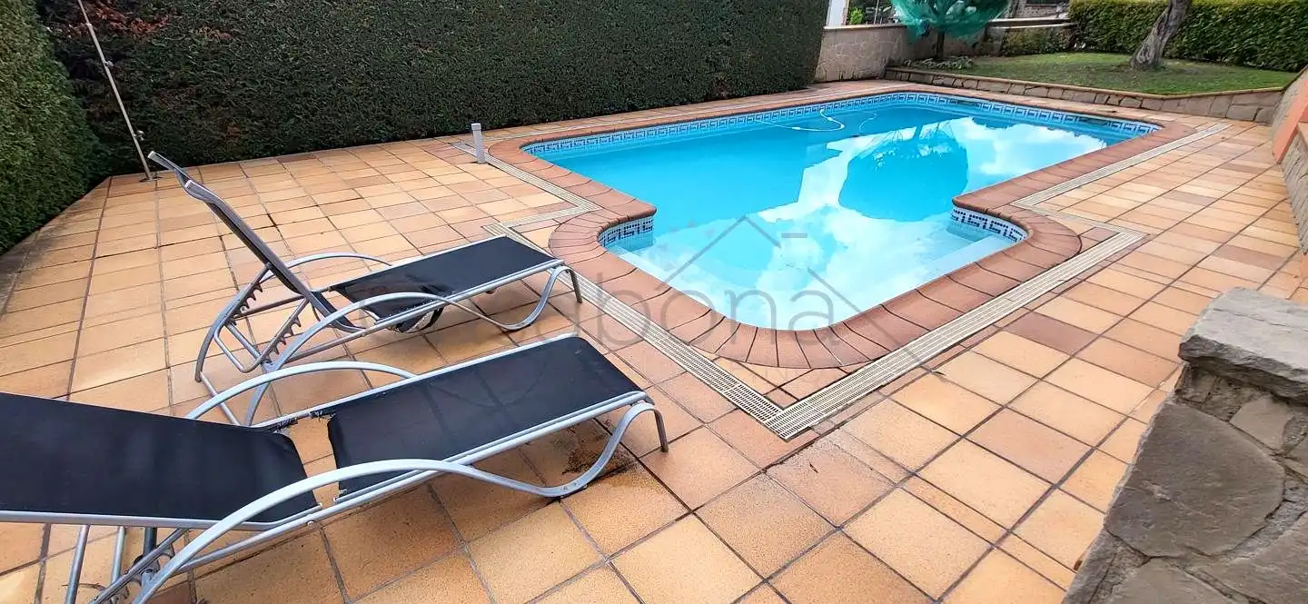 Piscina de Casa o chalet en venta en Olost con Jardín privado, Terraza y Piscina