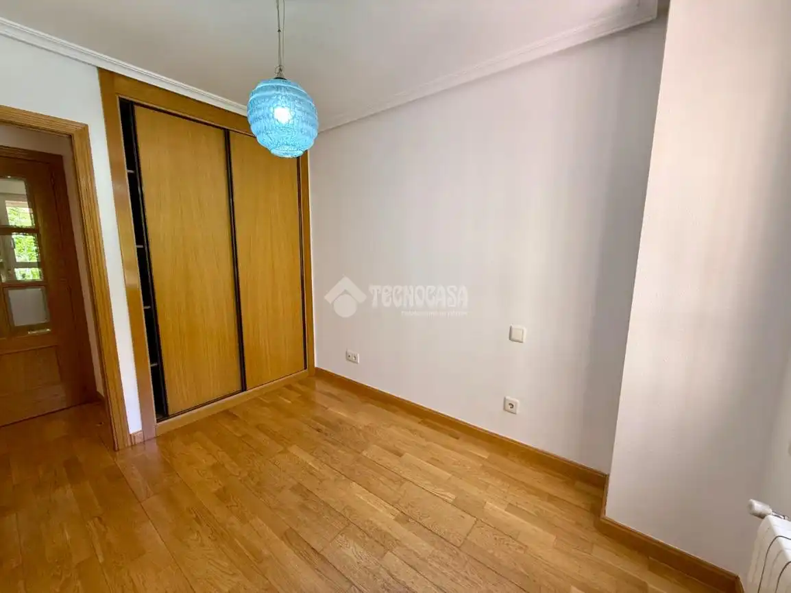 Dormitori de Pis en venda en Madrid
