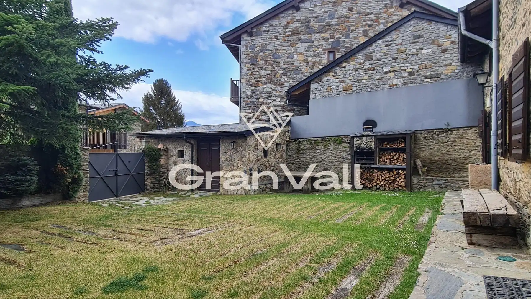 Casa o xalet en venda en Bolvir amb Calefacció, Jardí privat i Terrassa
