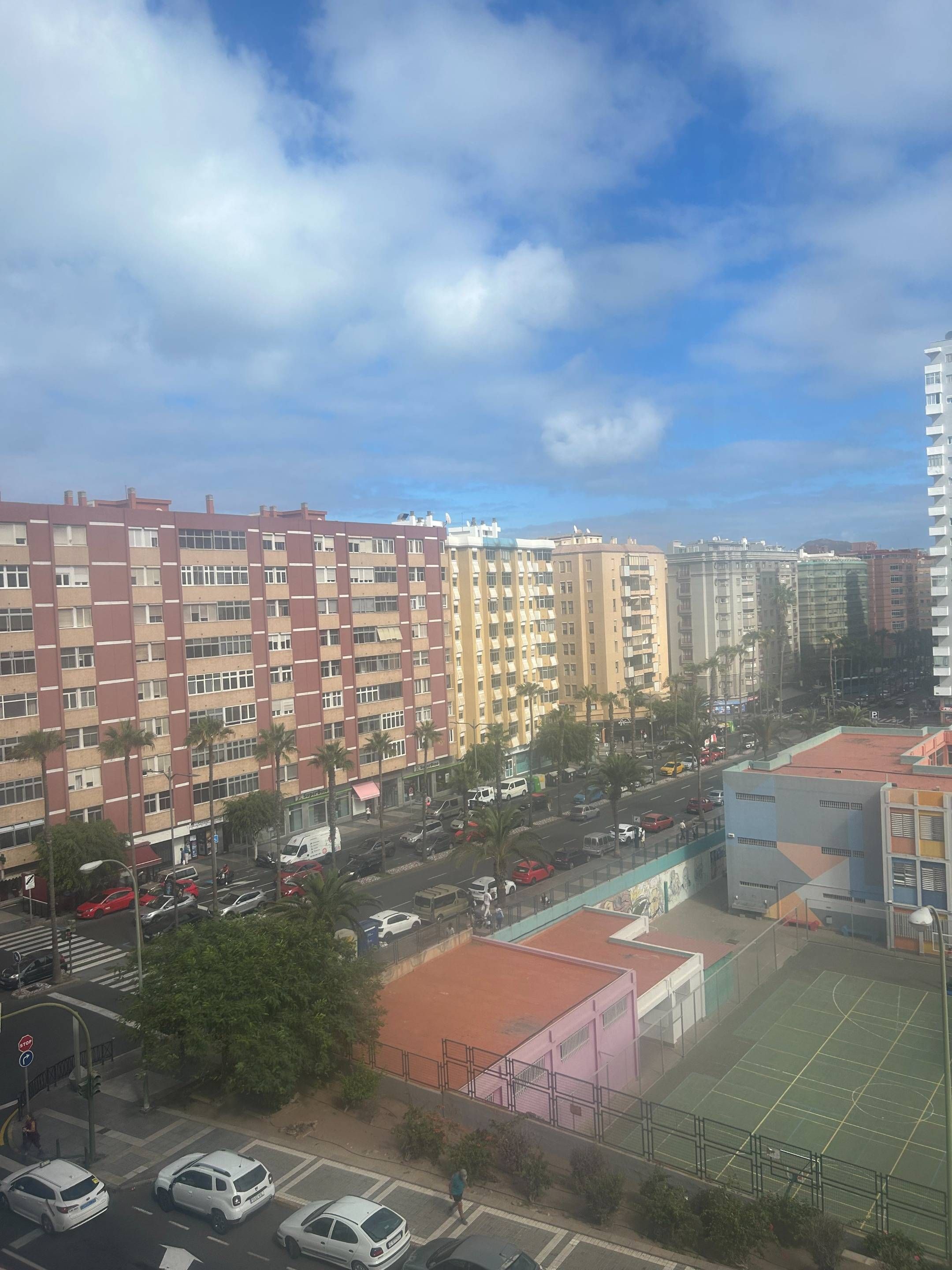 Außenansicht von Wohnungen zum verkauf in Las Palmas de Gran Canaria mit Balkon