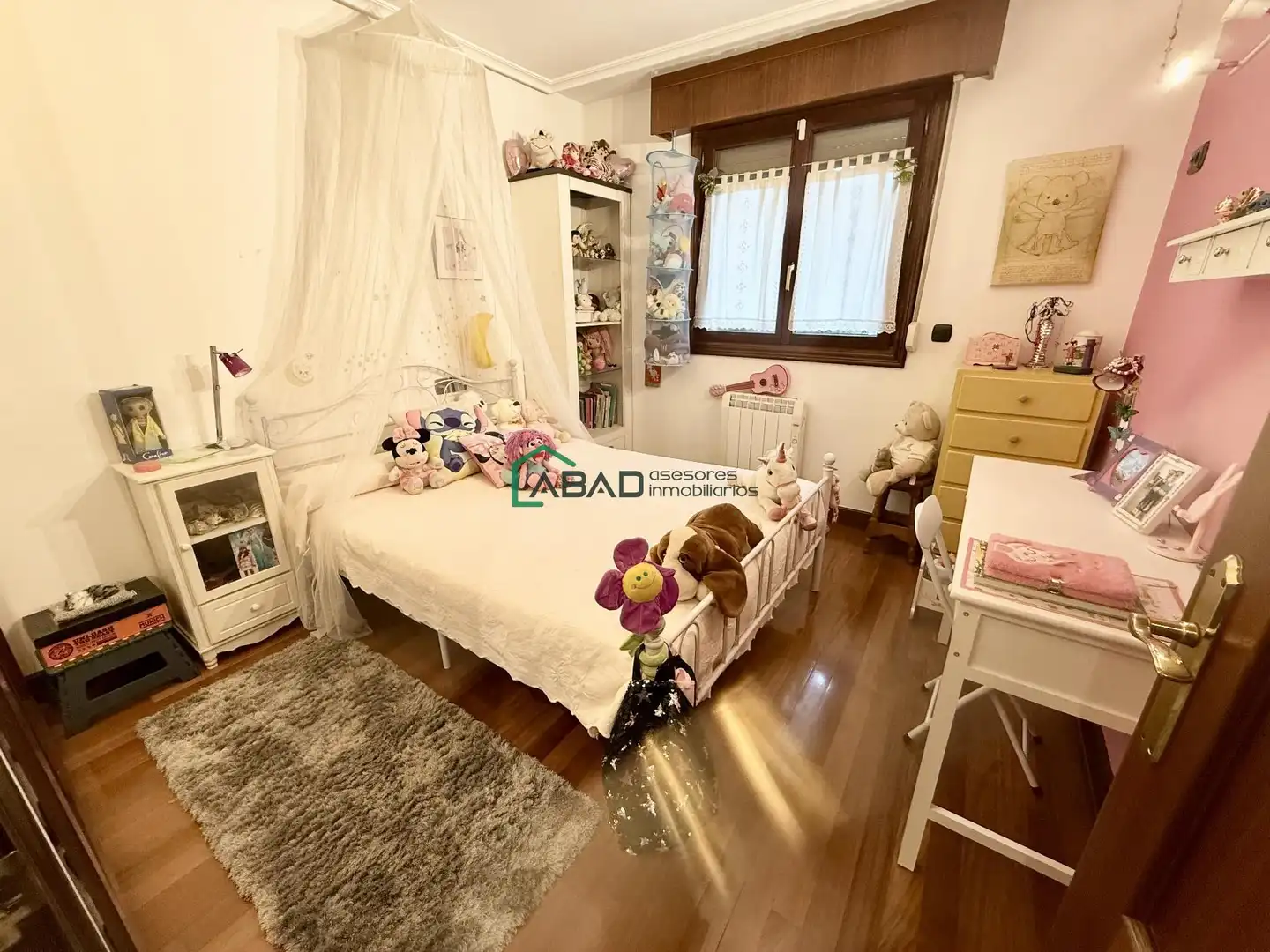 Dormitori de Casa o xalet en venda en Amorebieta-Etxano amb Calefacció, Terrassa i Traster