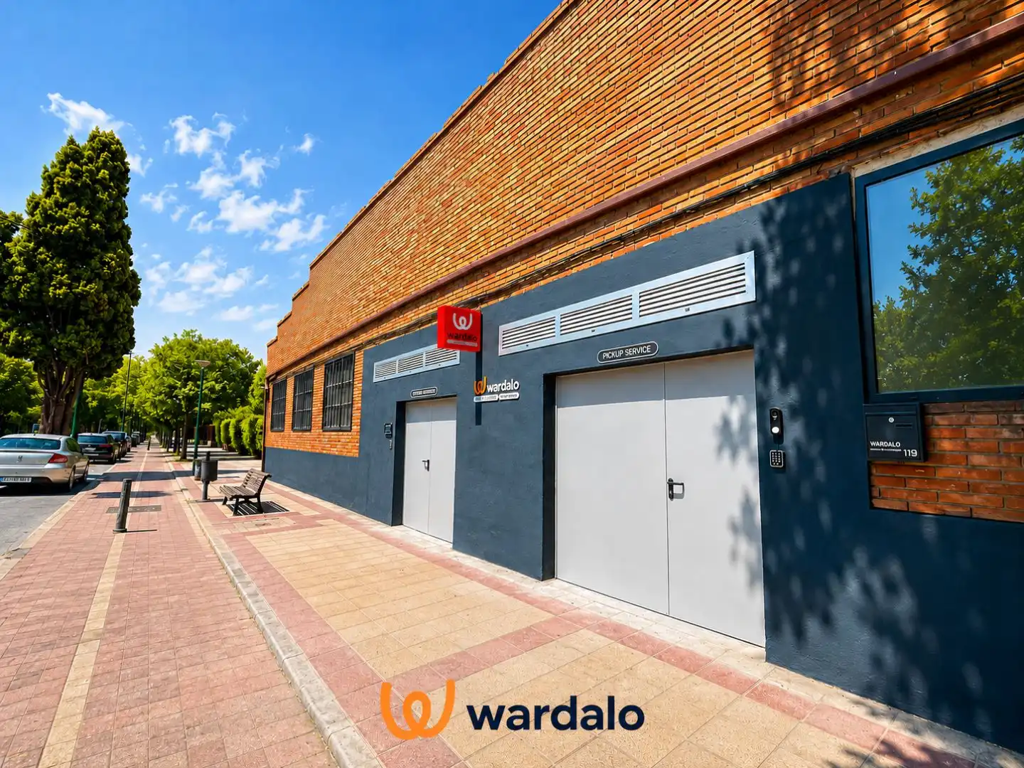 Vista exterior de Traster de lloguer en Valladolid amb Alarma