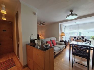 Appartement compact avec ascenseur à vendre à Estepona Pueblo