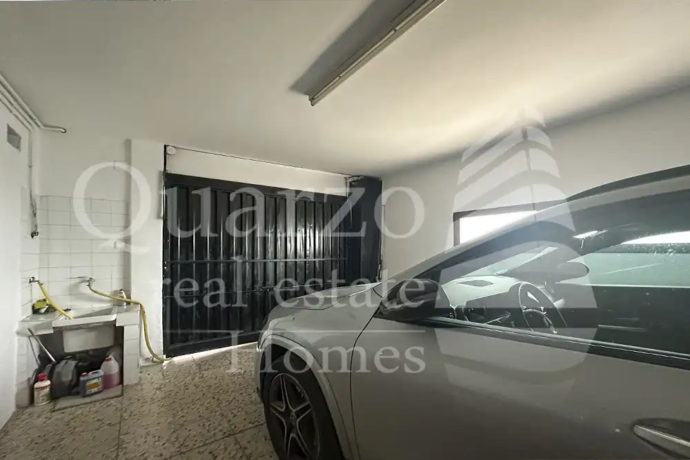 Parking of Houses for sale in Villaviciosa de Odón  with Air Conditioner, Heating and Private garden