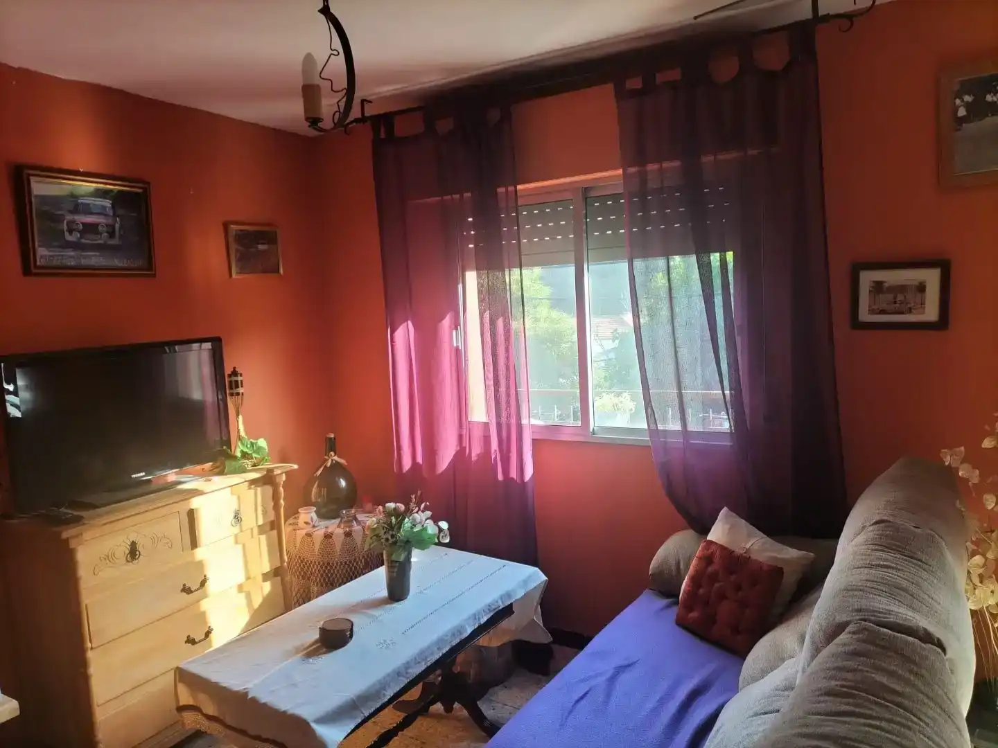 Sala de estar de Piso en venta en Caminomorisco con Parquet, Trastero y Amueblado