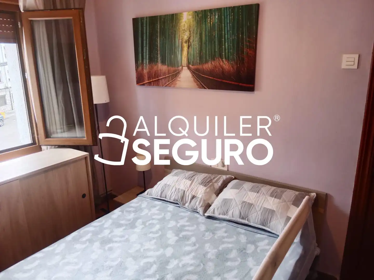 Schlafzimmer von Wohnung zur Miete in Oviedo  mit Heizung, Terrasse und Möbliert
