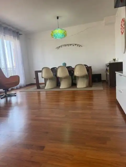 Menjador de Casa adosada en venda en Barcelona amb Calefacció, Terrassa i Piscina