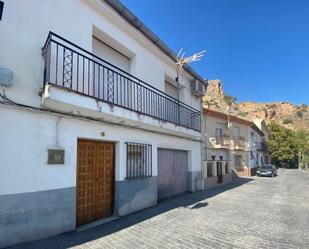 Vista exterior de Casa o xalet en venda en Colomera amb Calefacció