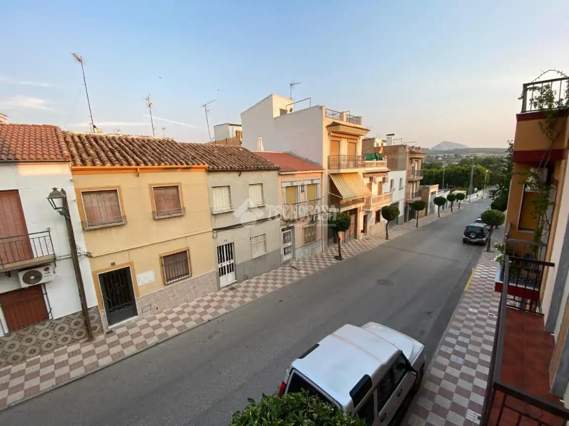 Vista exterior de Pis de lloguer en Torredonjimeno amb Aire condicionat, Calefacció i Balcó