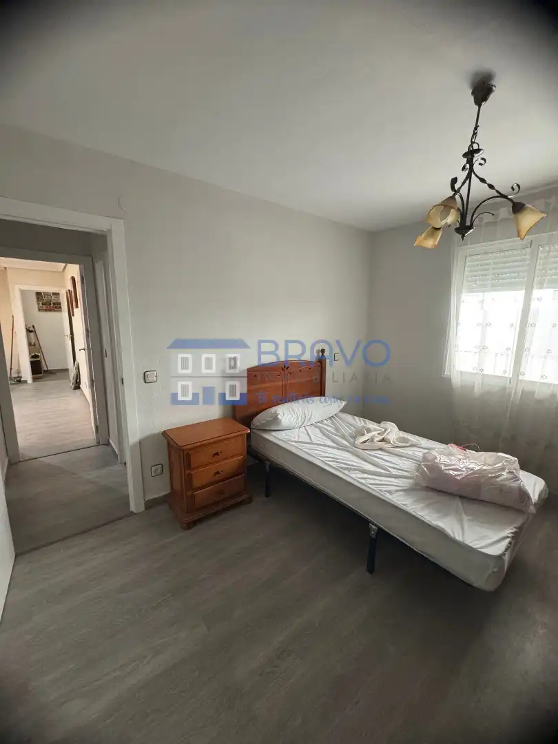Habitación de Apartamento en venta en Don Benito con Aire acondicionado, Amueblado y Horno