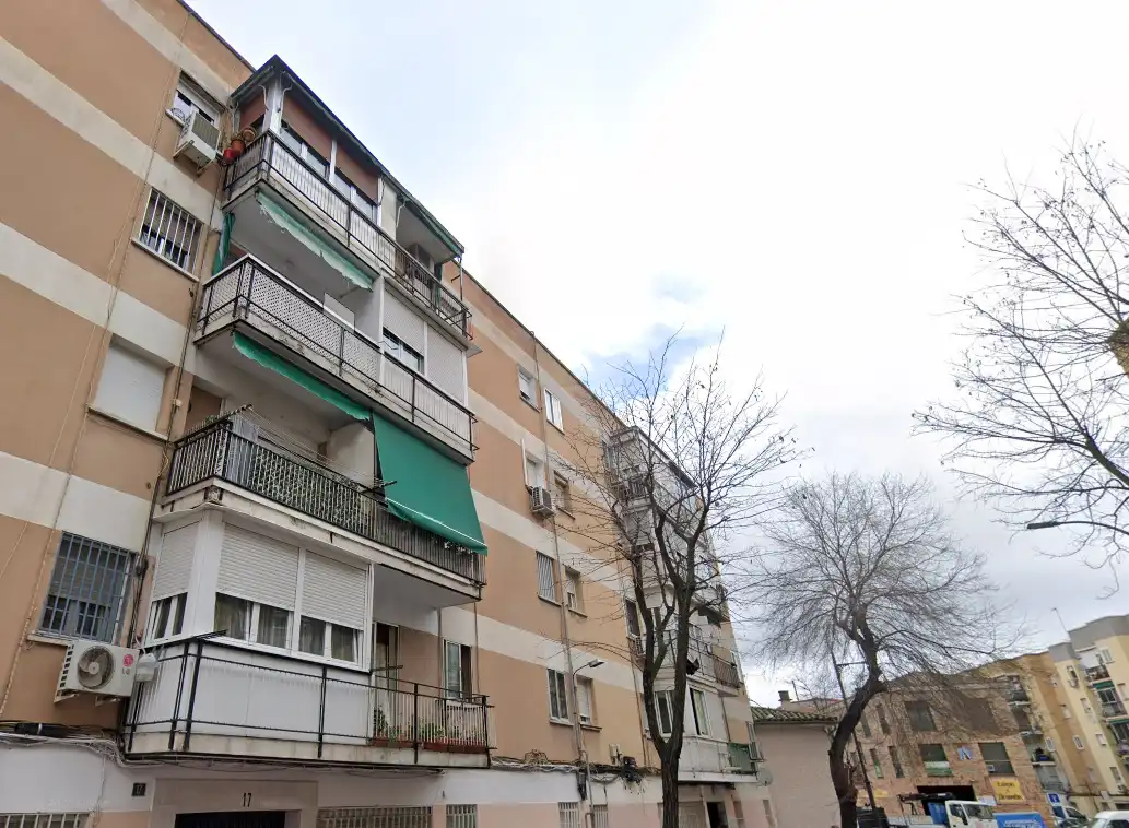 Vista exterior de Pis en venda en Parla