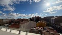 Exterior view of Attic for sale in  Madrid Capital  with Air Conditioner, Heating and Terrace